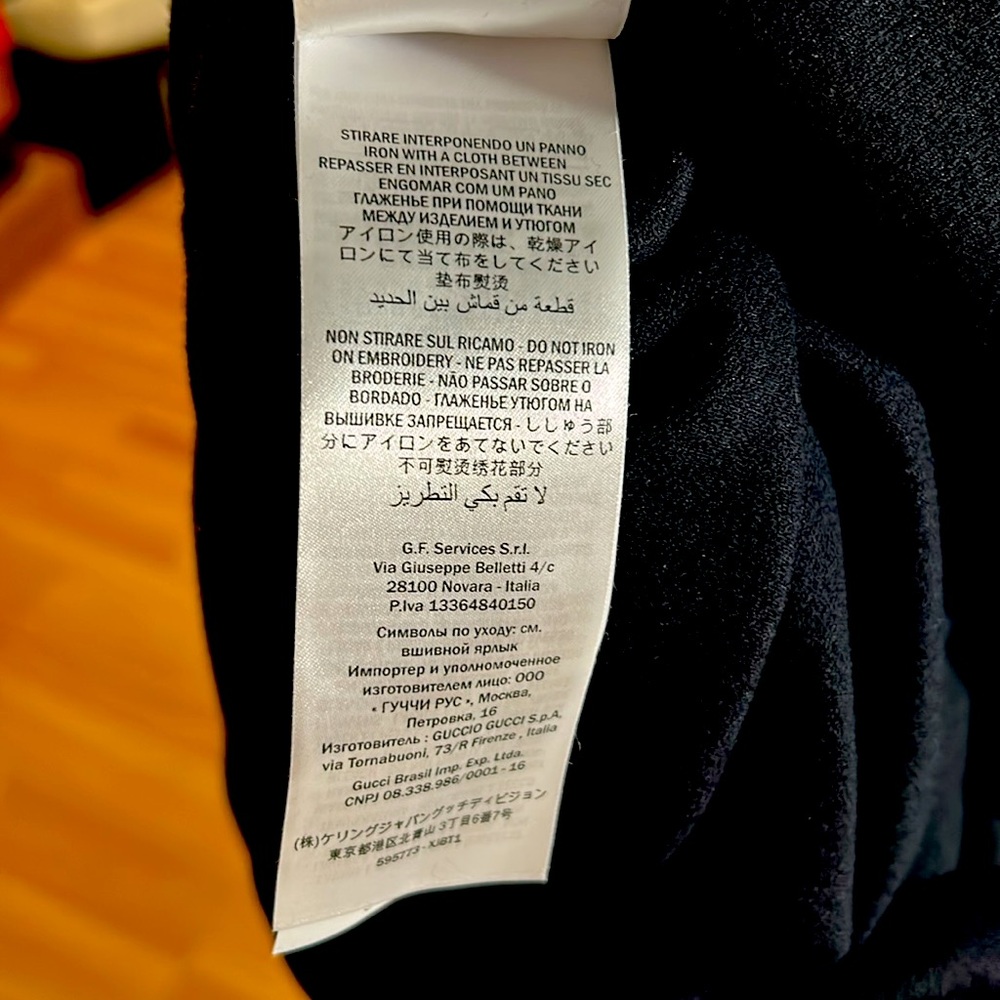 GUCCI Maison De L'Amour Graphic Print velvet Sweatshirt - Picture 7 of 9